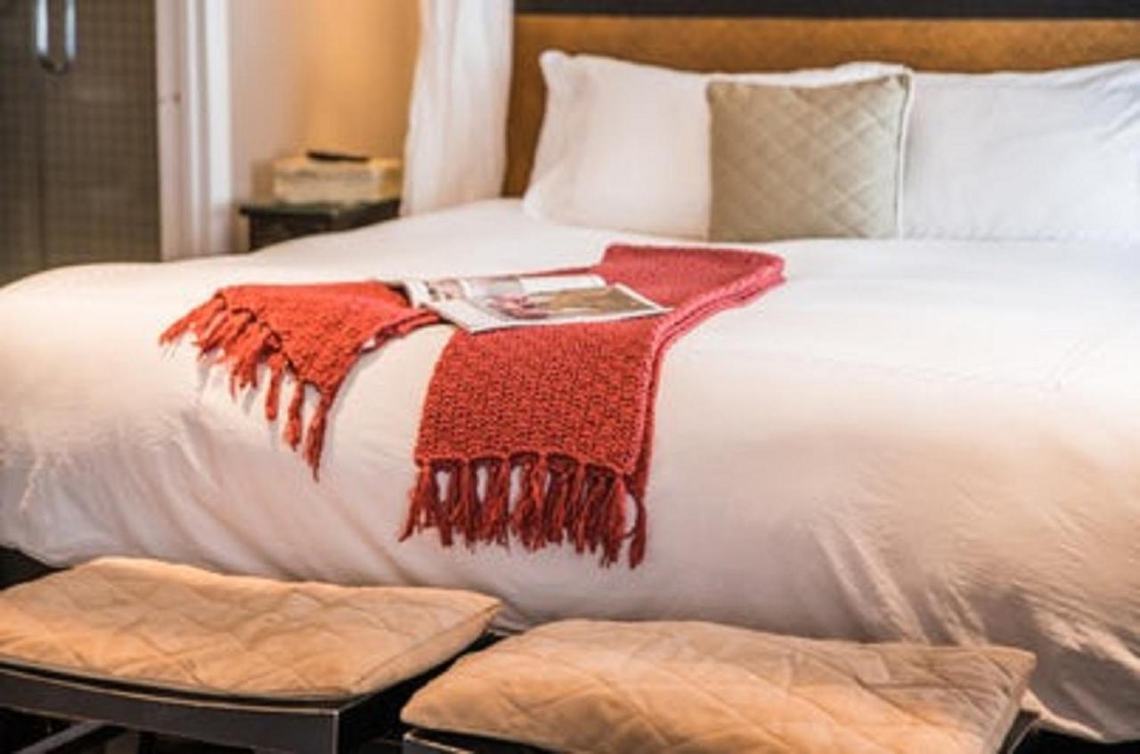 Airport Hotel Εντέμπε Εξωτερικό φωτογραφία