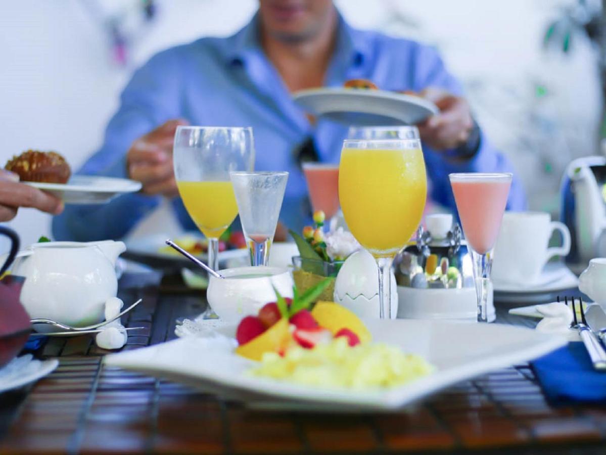 Airport Hotel Εντέμπε Εξωτερικό φωτογραφία